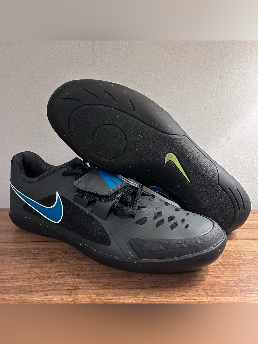 Nike Zoom Rival SD 2 Throw Track Shoes Black Electric Algae Size 11 FZ9665-001